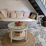 Le Cabanon De Lea タヴェル