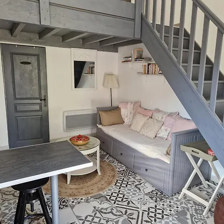 Le Cabanon De Lea Апартаменты Тавель